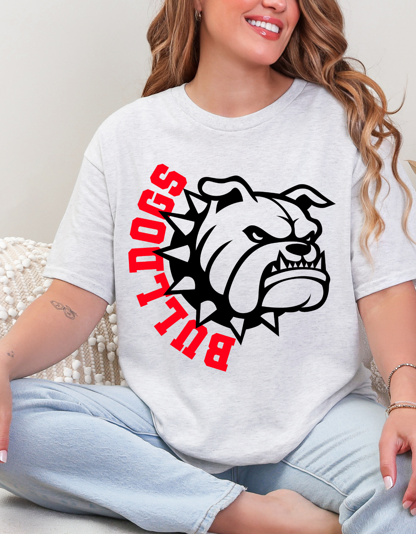Bulldog Curved Graphic Tee
