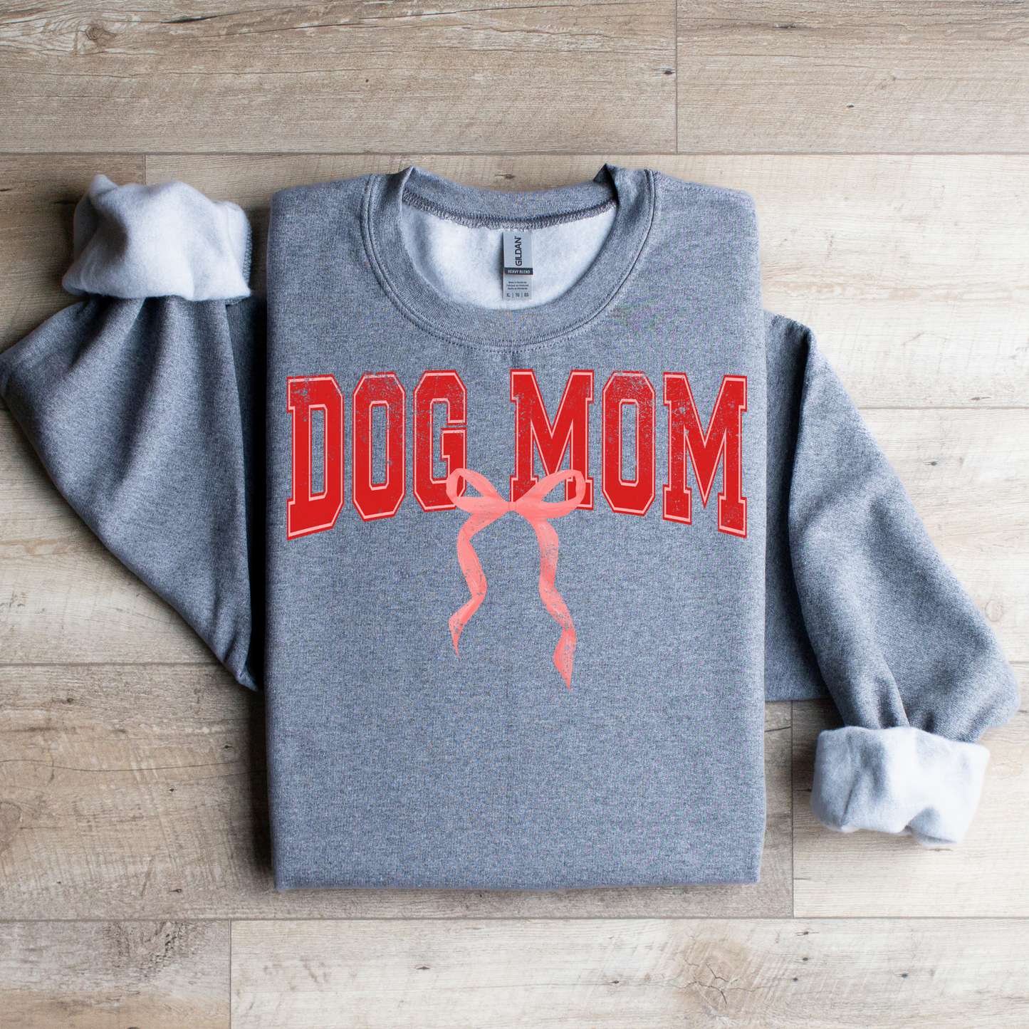 Dog Mom Bow Graphic Tee