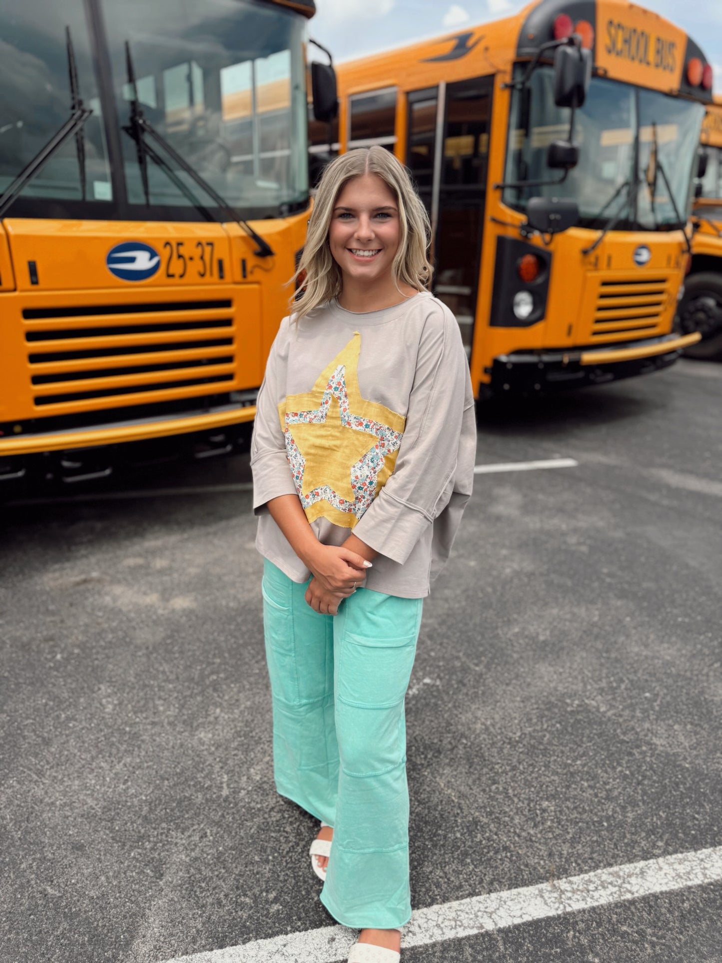 Daydreaming Girl Mineral Wash Cargo Pants