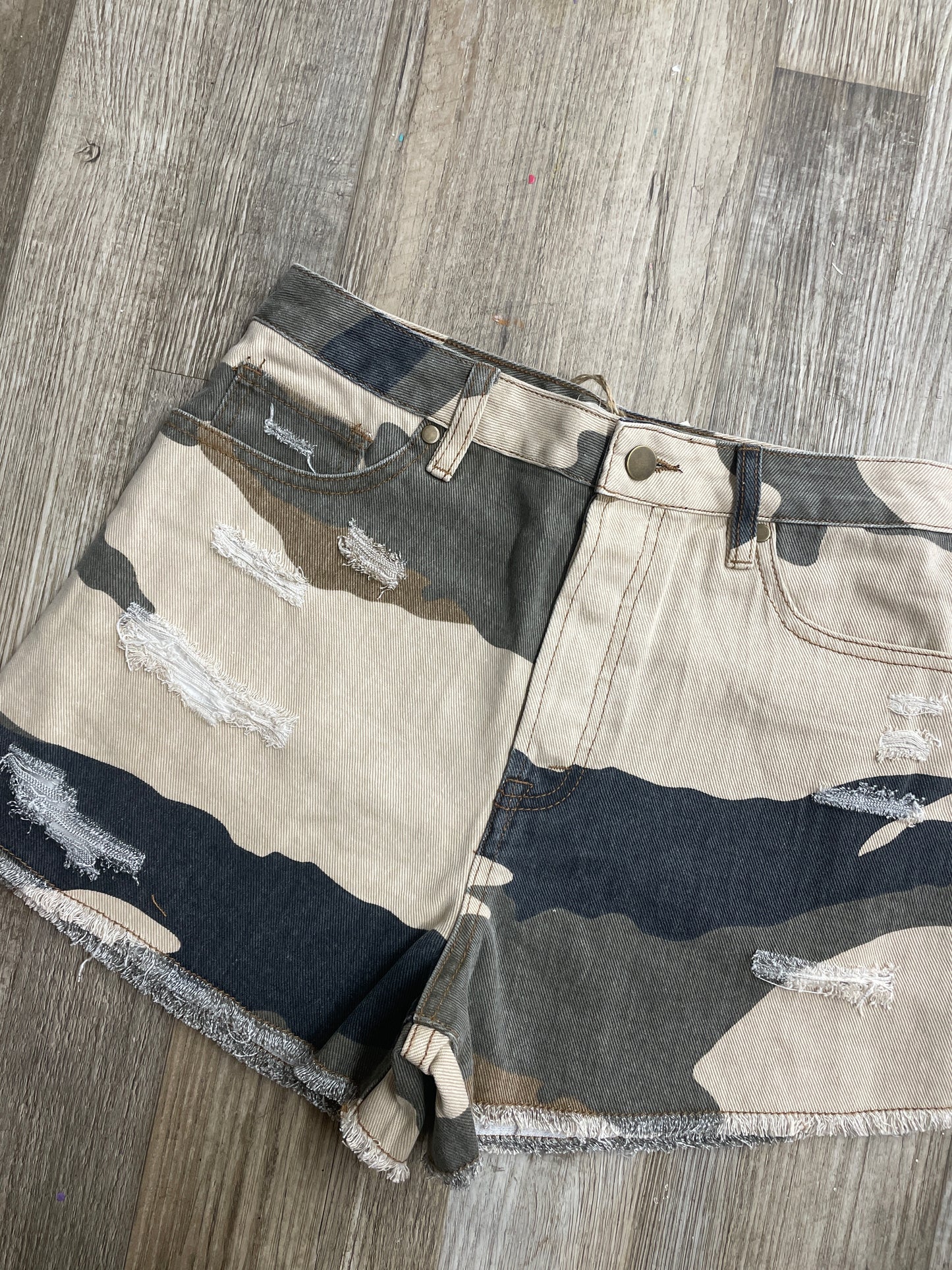 Can't See Me Camo Jean Shorts - Khaki