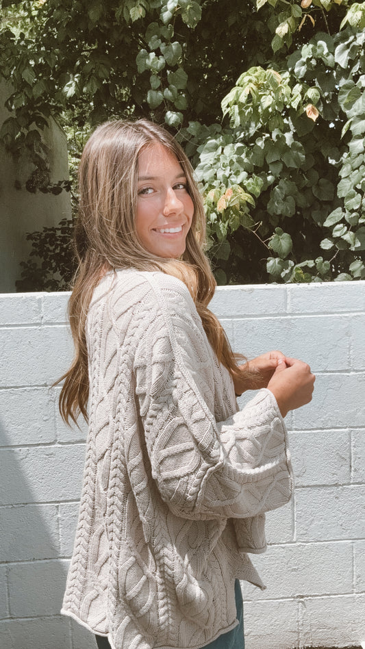 Cozy Cottage Sweater Sand