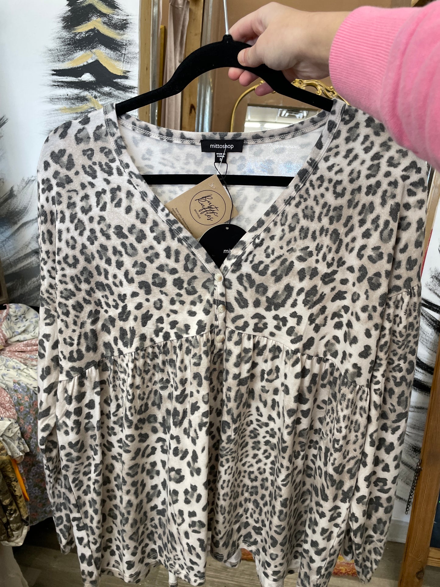 Truly beautiful animal print blouse