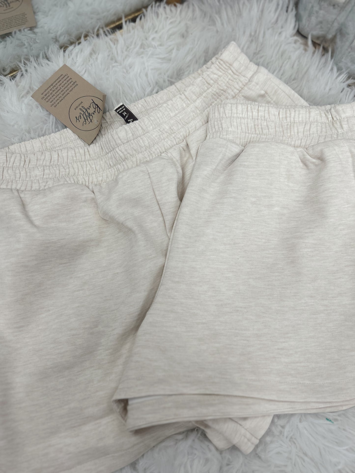 DOORBUSTER Scuba Dolphin Shorts - H Vanilla