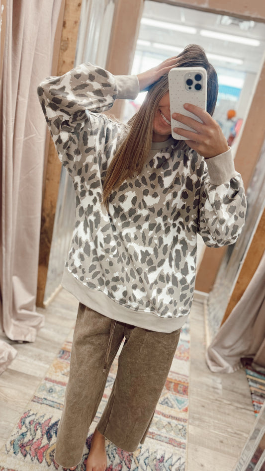 Untamed Cheetah Sweatshirt