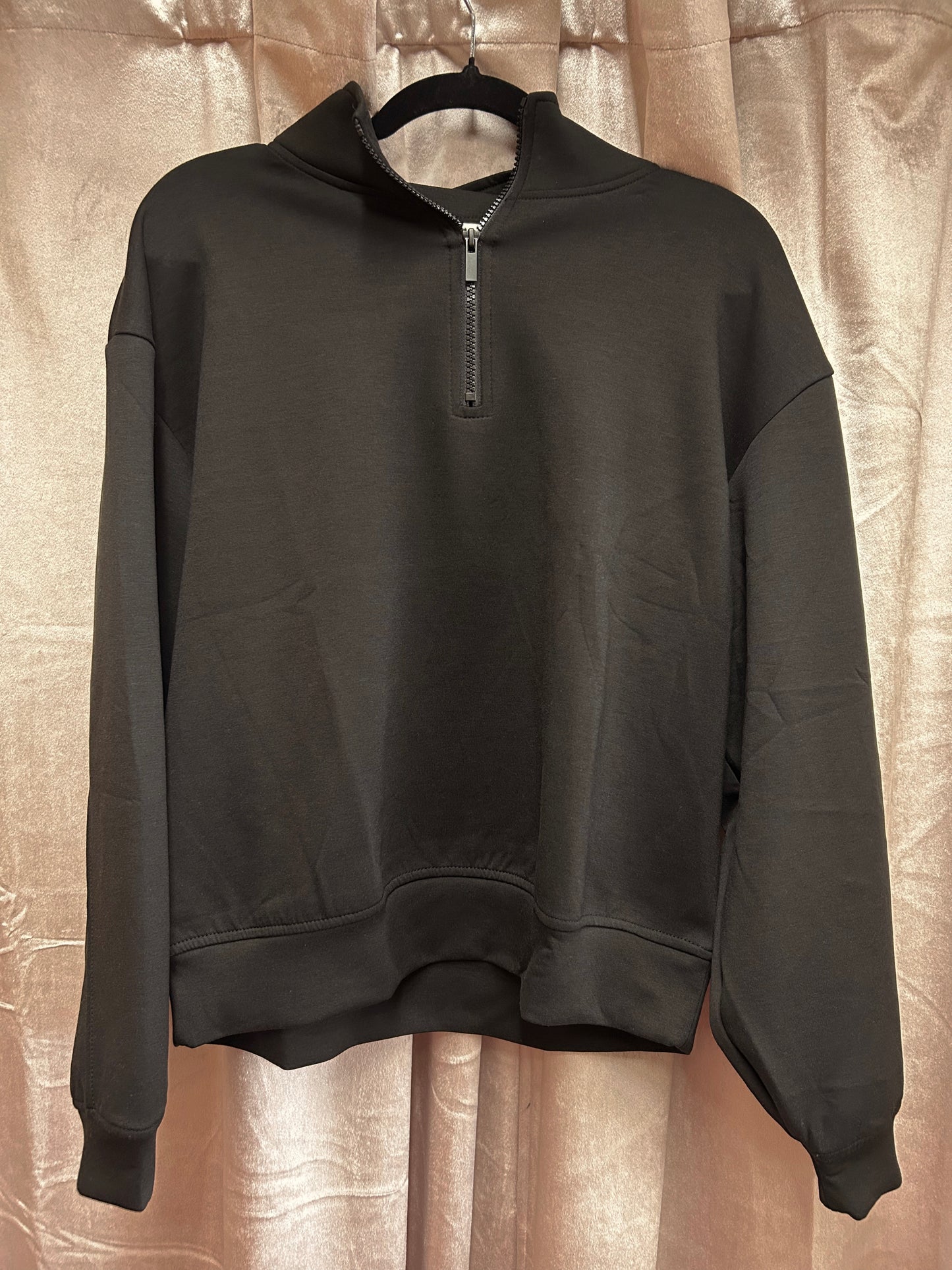 Scuba Half Zip Pullover Sweatshirt - Black