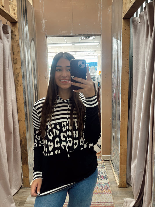 DB - Black/Ivory Hoodie ET-825-334B