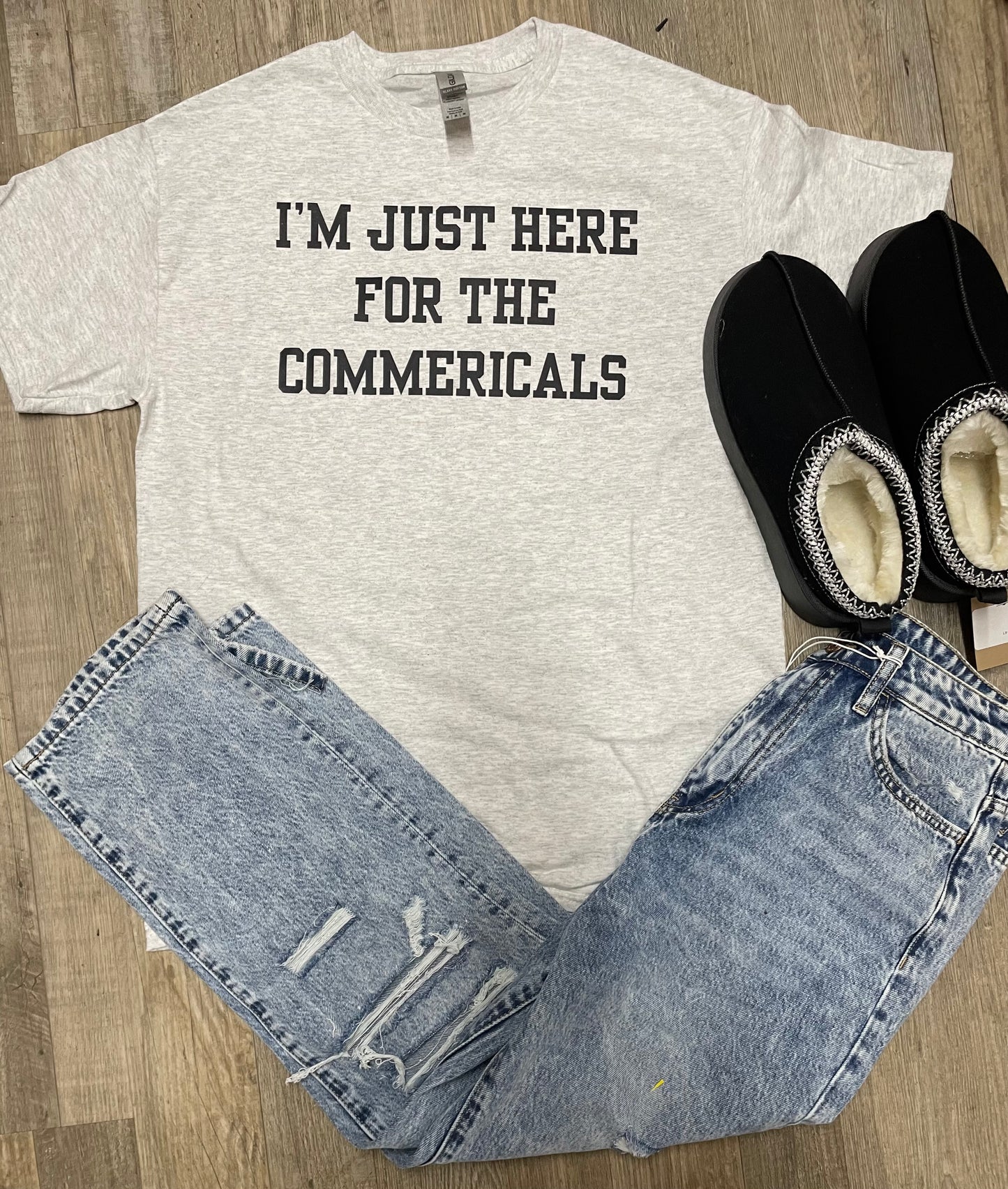 I'm Just Here For The Commercials Graphic Tee - Youth