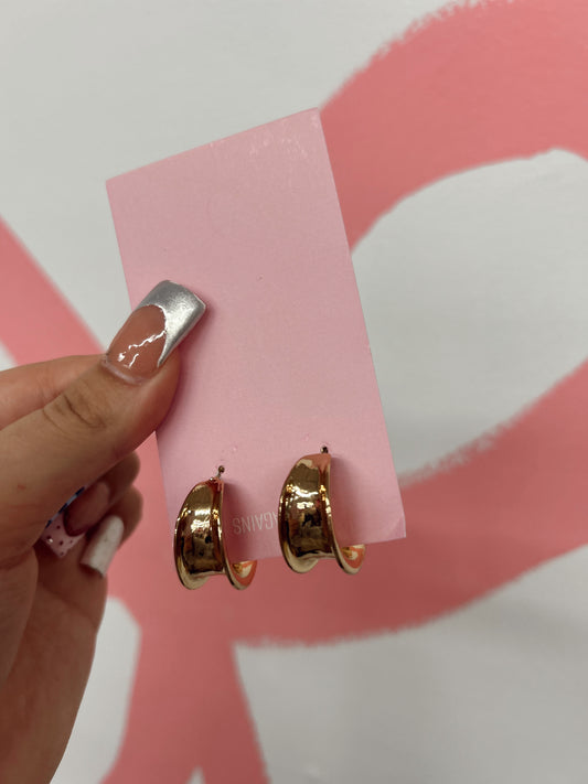 Curved Gold Earrings (6)