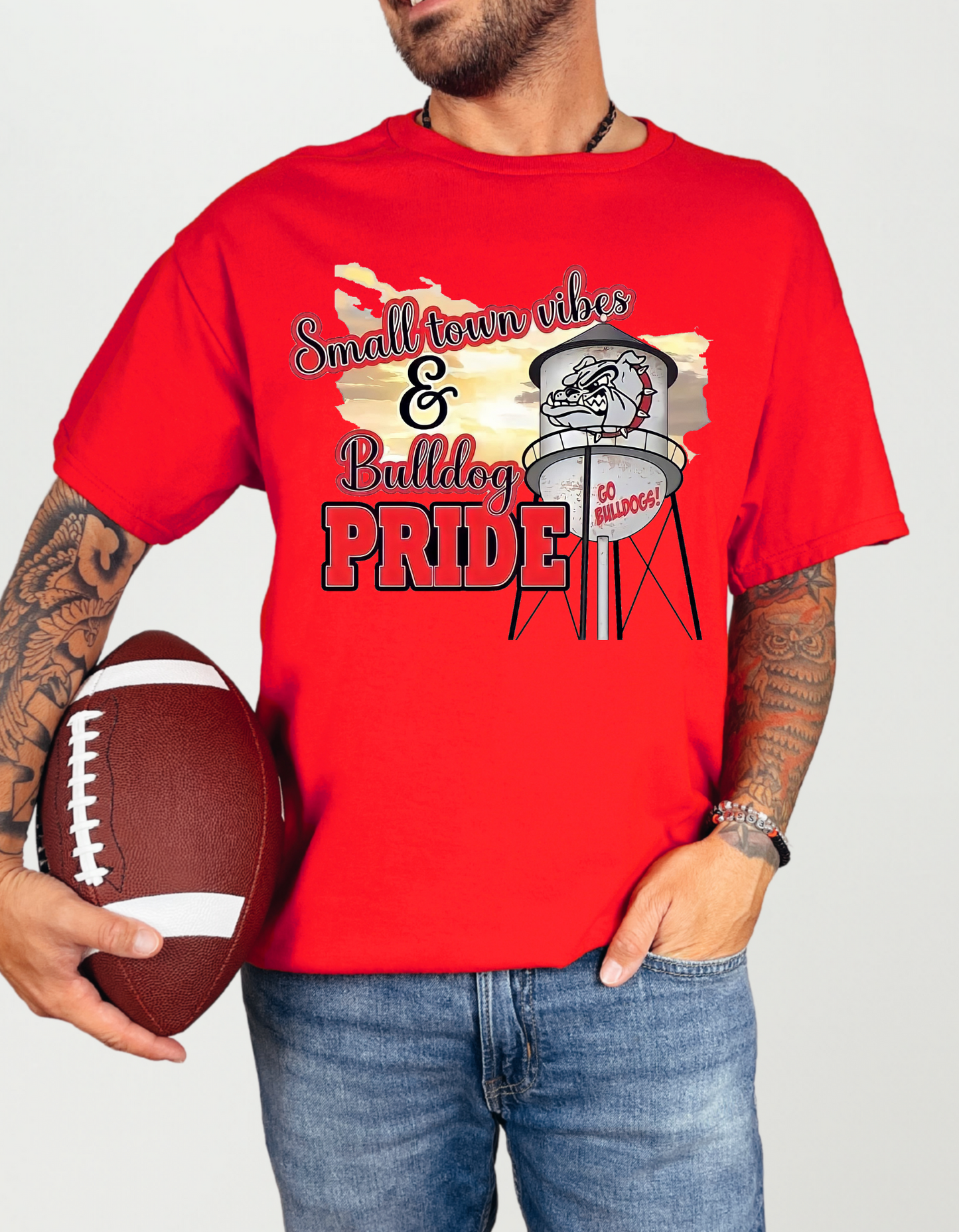 BULLDOGS GRAPHIC TEE - 14