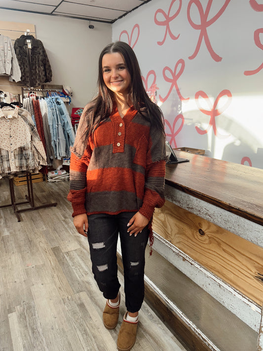 Daydreaming Striped Sweater - Rust