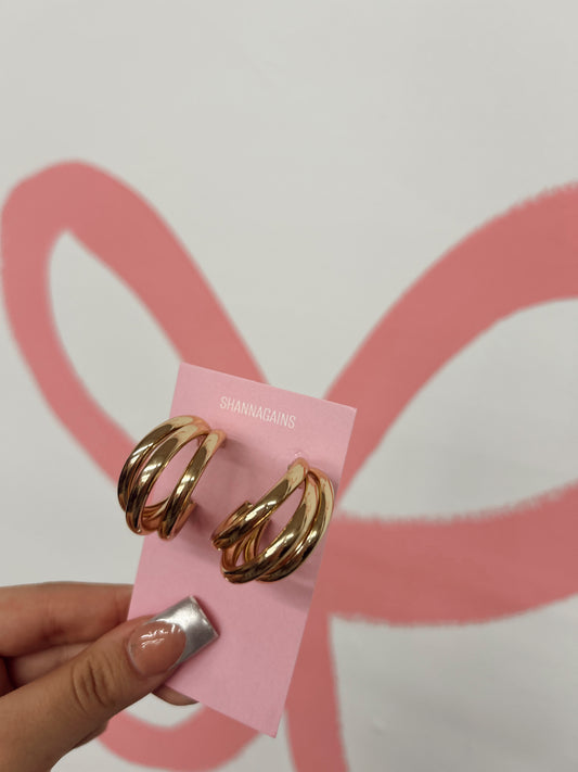 Small Triple Hoops Gold Earrings (8)
