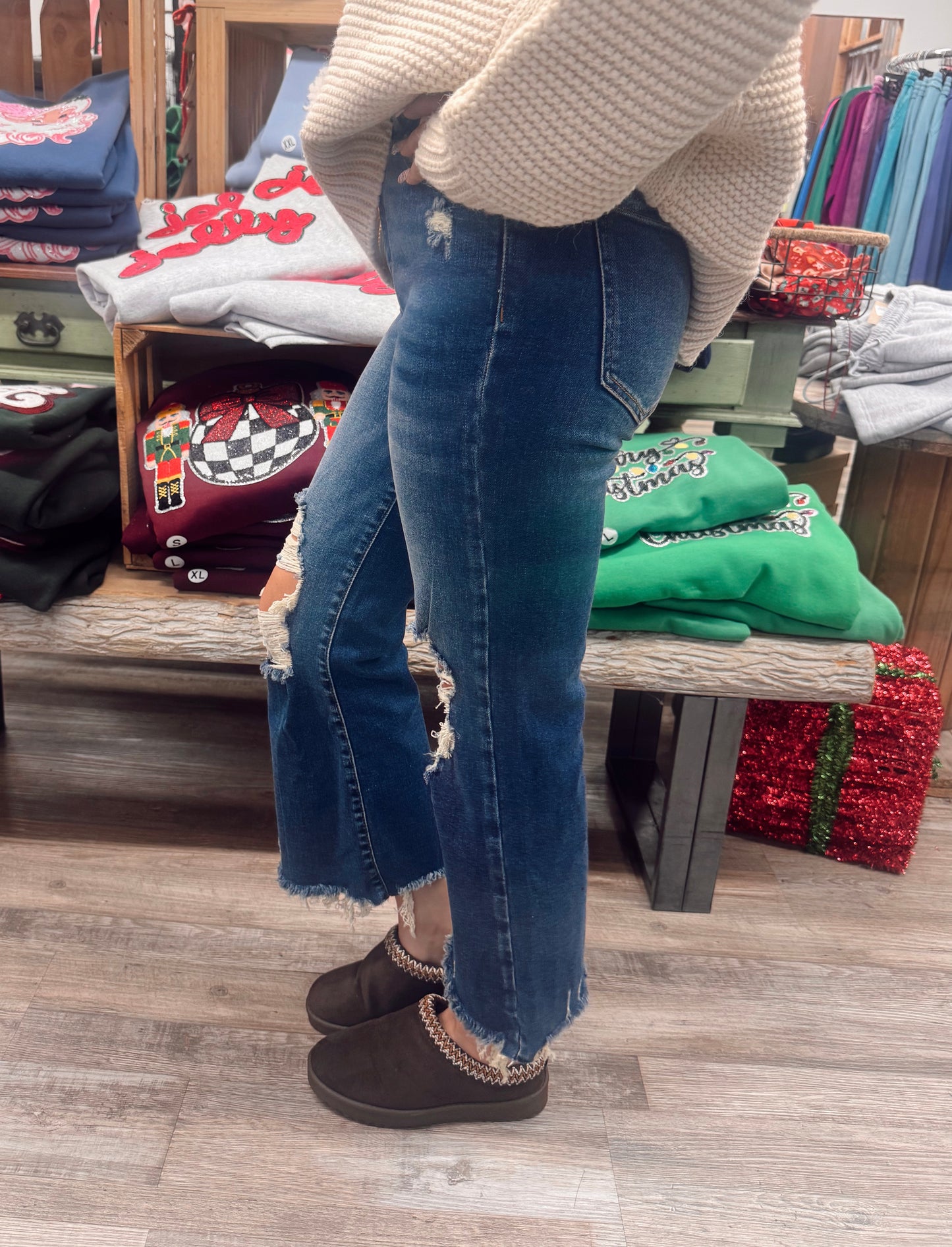 Avery Cropped Jeans