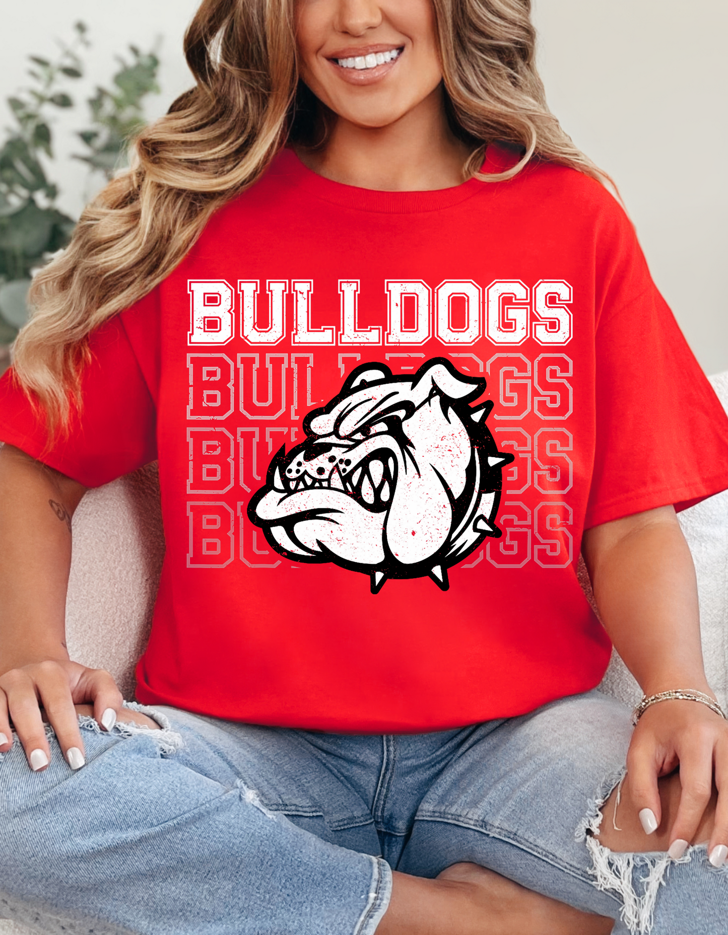 Bulldogs x4 w/ Dog Graphic Tee