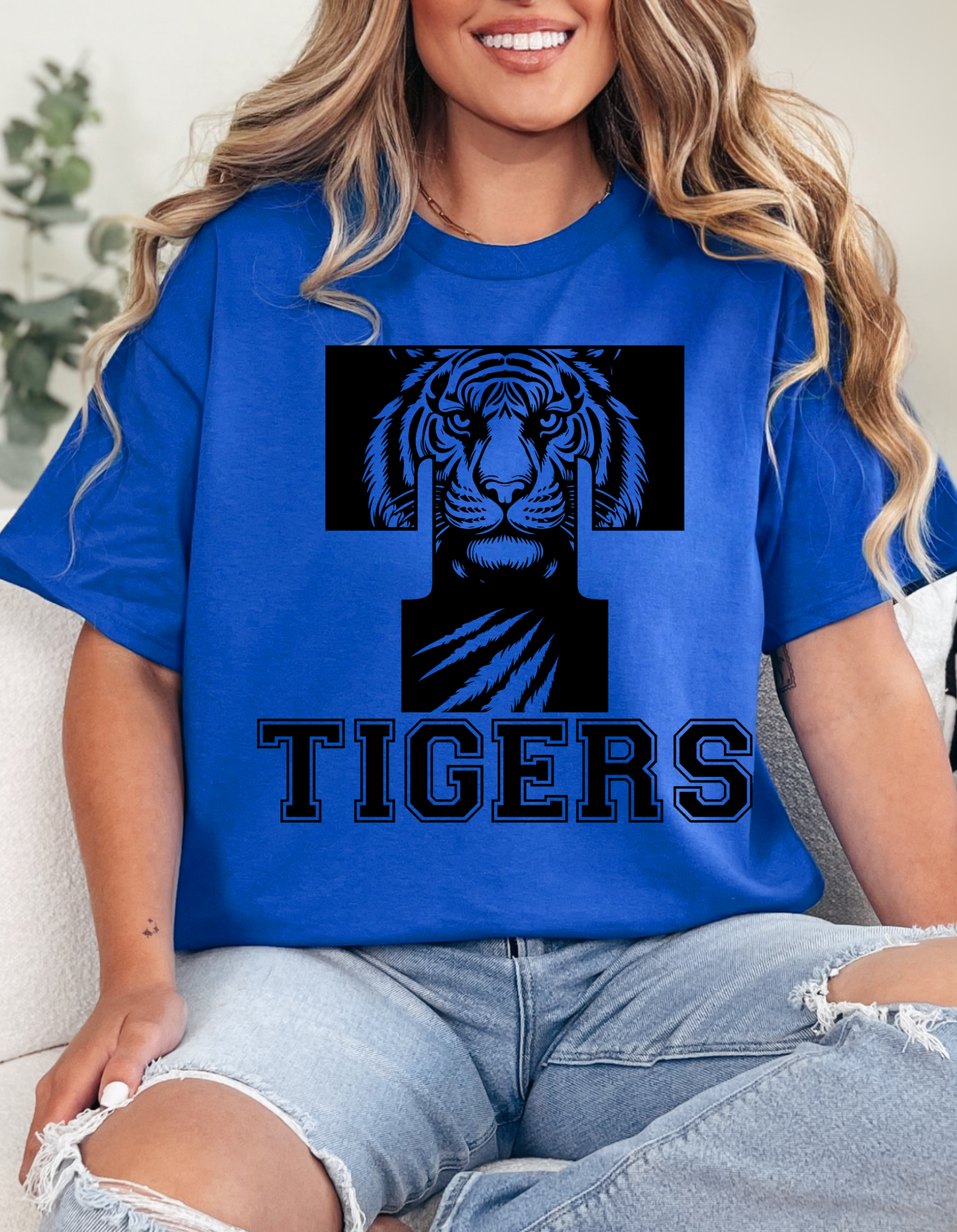 TIGERS GRAPHIC TEE - 31