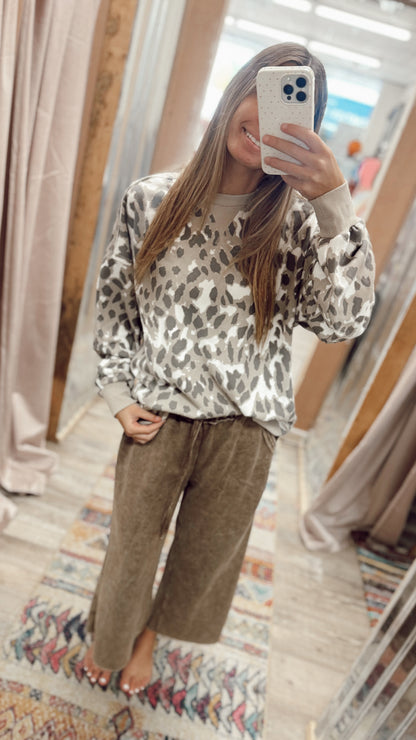 Untamed Cheetah Sweatshirt