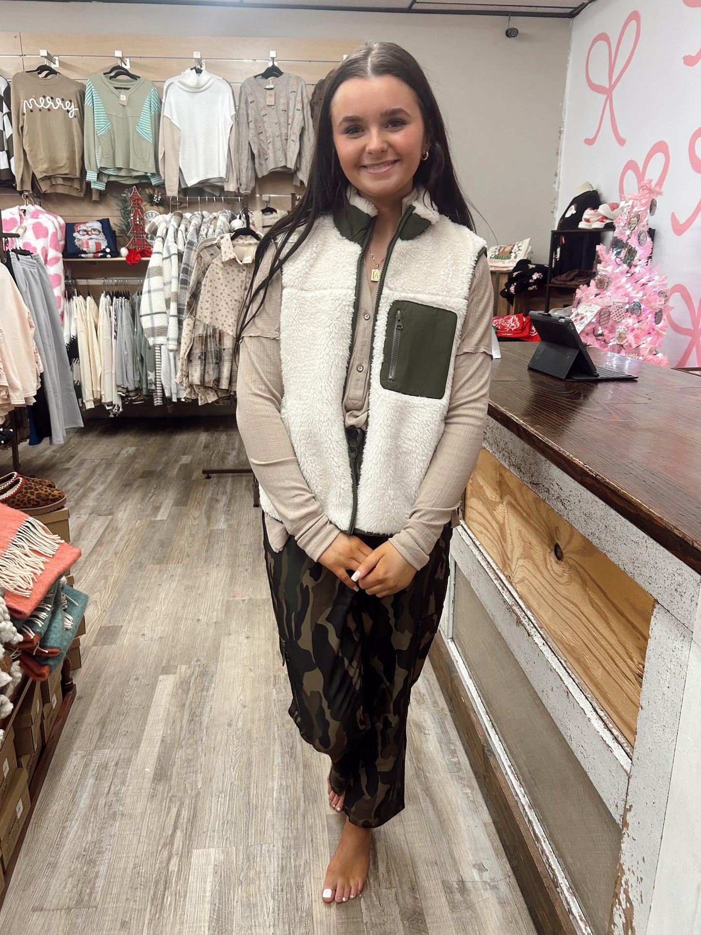 Old Roads Sherpa Vest - Olive