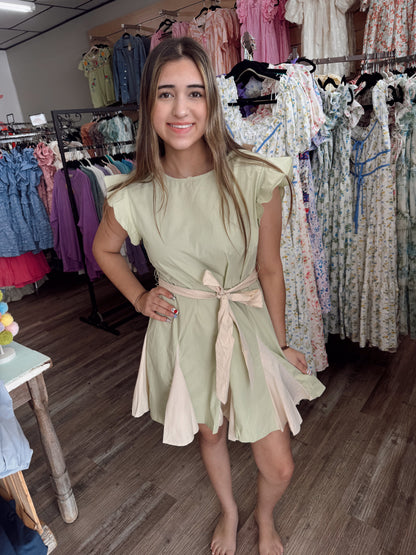 Think Fast Godet Dress - Pistachio