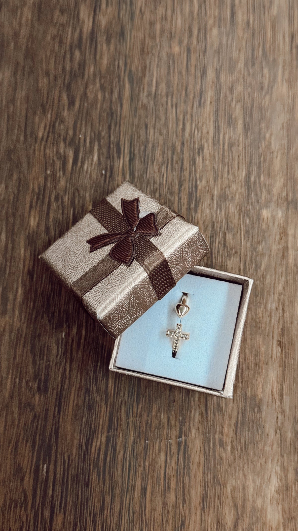 Faith & Love Cross Ring - Gold