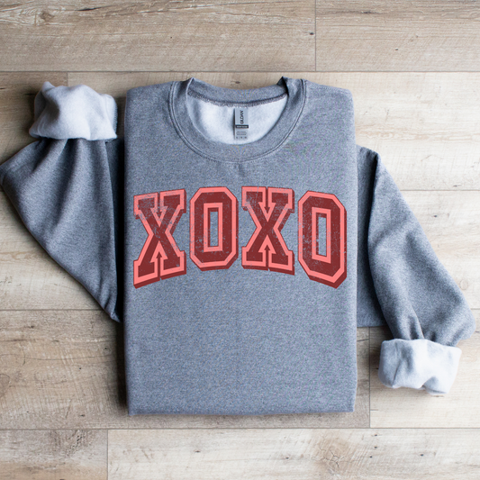 XoXo Graphic Tee