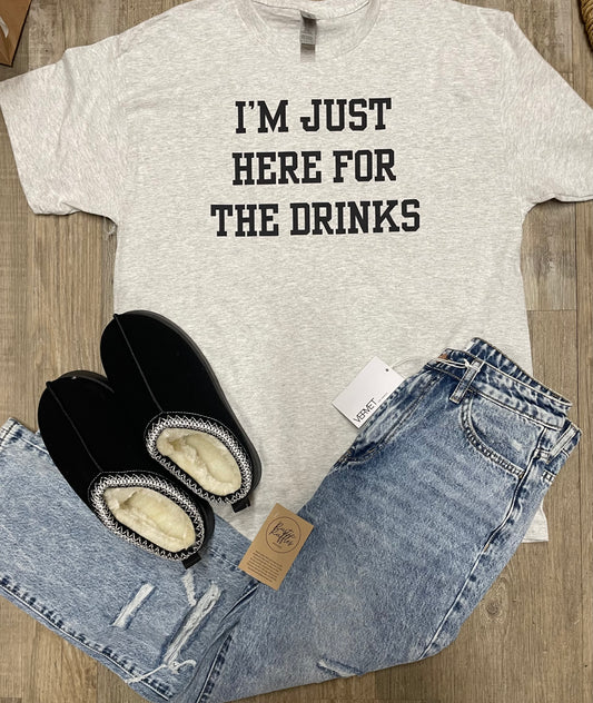 I'm Just Here For The Drinks Graphic Tee - Youth