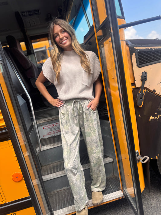 Miss Me Camo Sweatpants- Olive