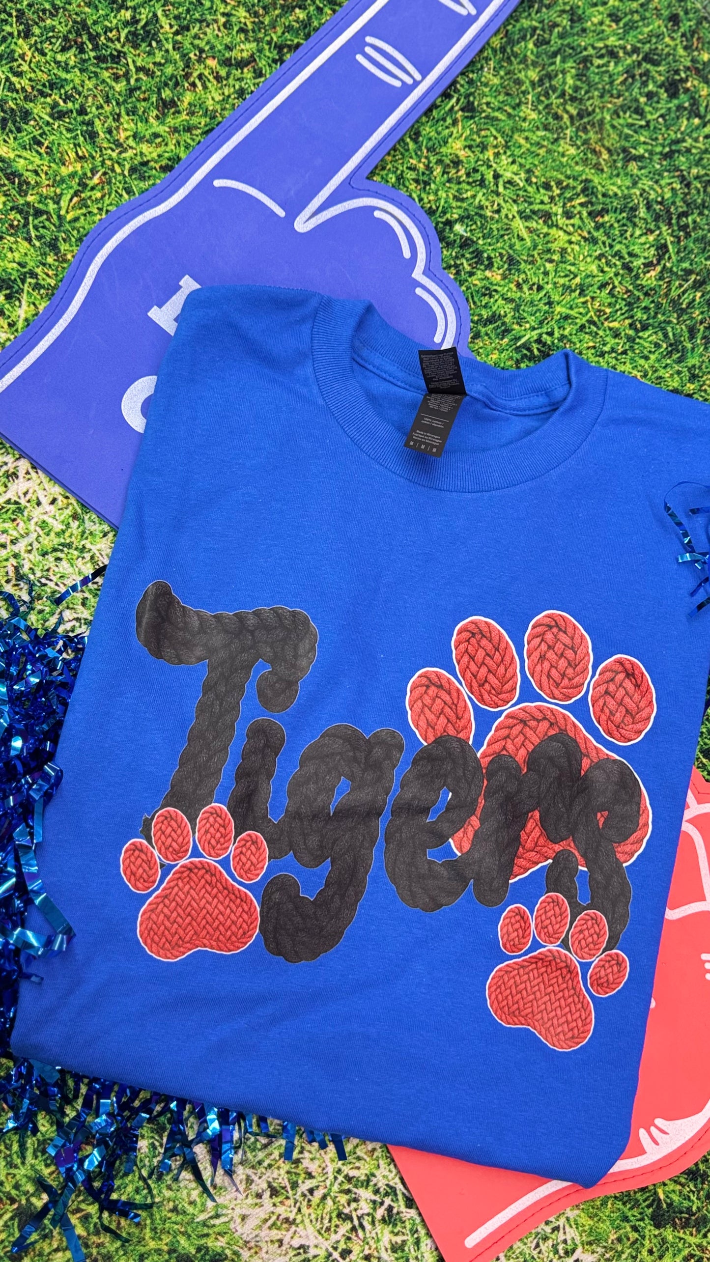 Tigers Yarn Paws Graphic Tee