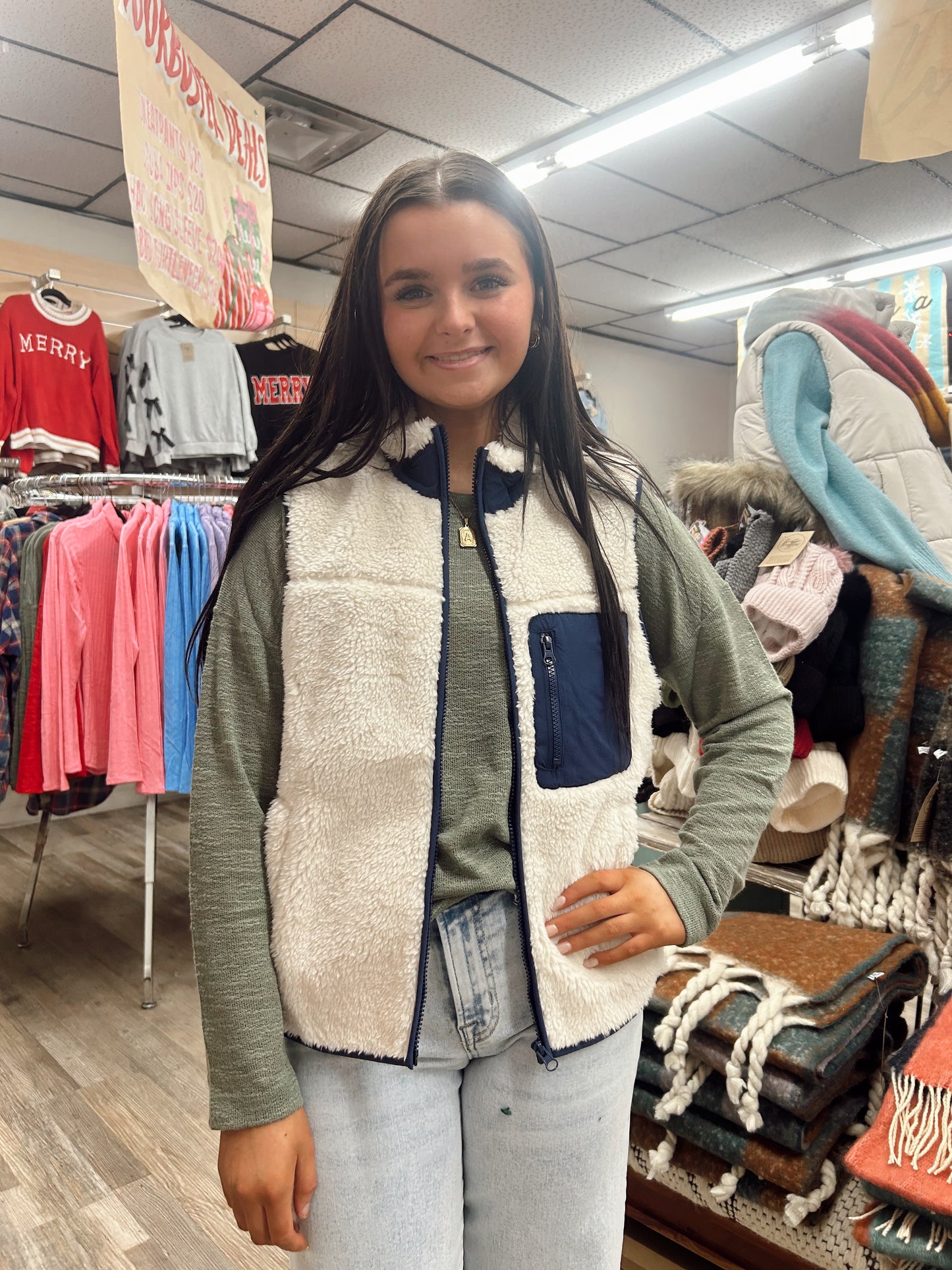 Old Roads Sherpa Vest - Navy