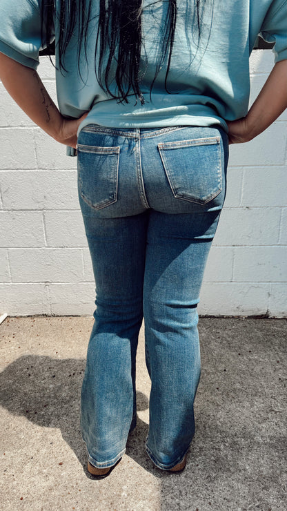 Josephine JUDY BLUE Mid Rise Bootcut Jeans