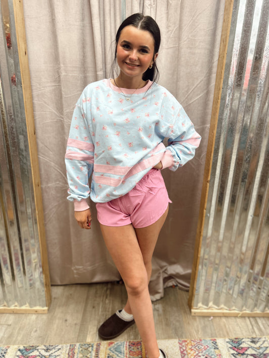 Danity Darling Floral Sweatshirt - Lt Blue