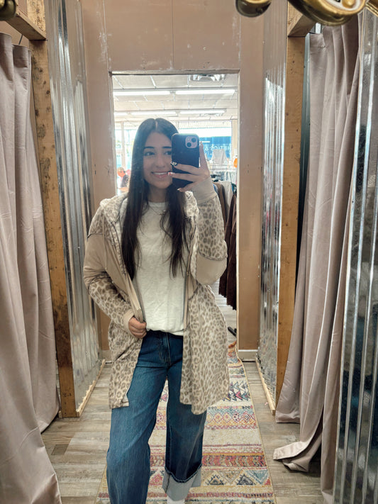 DB - Cheetah Cardigan