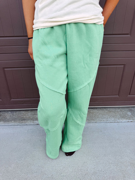 Chillin' With You Sweatpants - Green