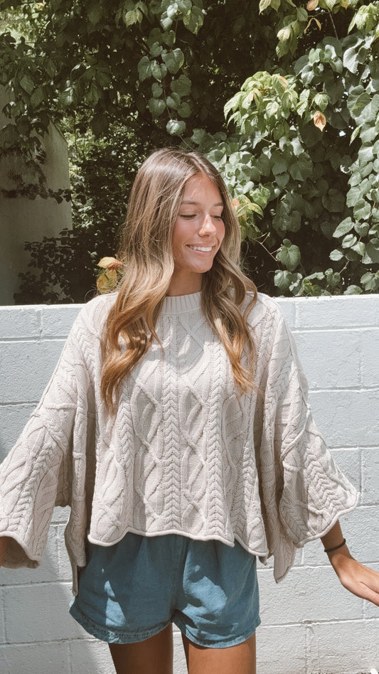 Cozy Cottage Sweater Sand