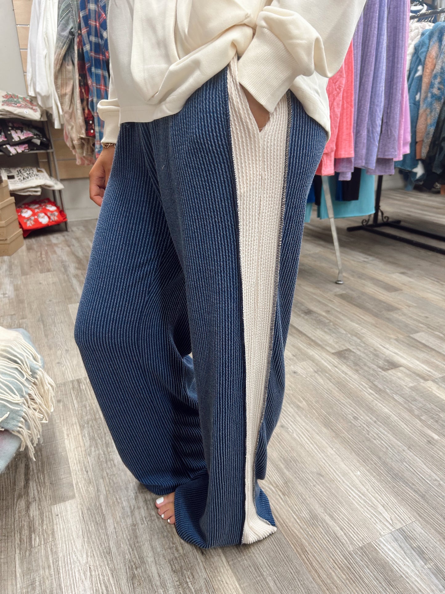 Slow Motion Casual Pants - Navy