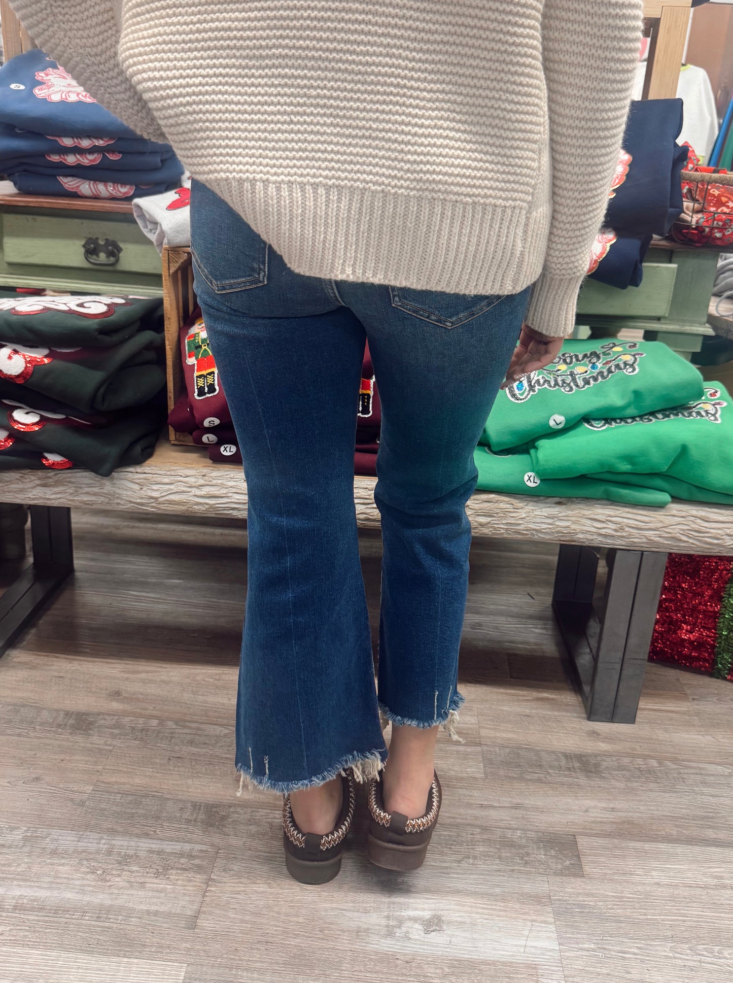 Avery Cropped Jeans
