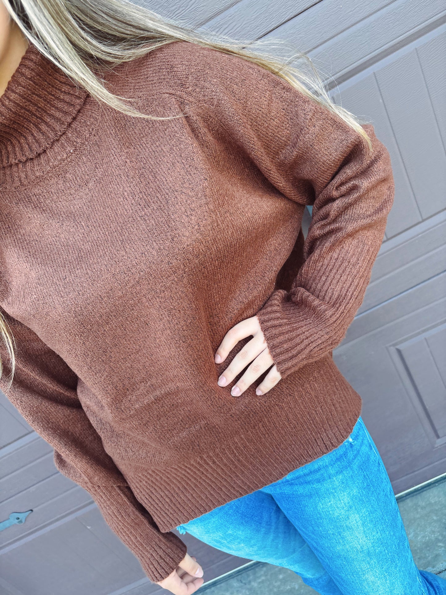 Pumpkin Patch Cozy Turtleneck Sweater - Chestnut