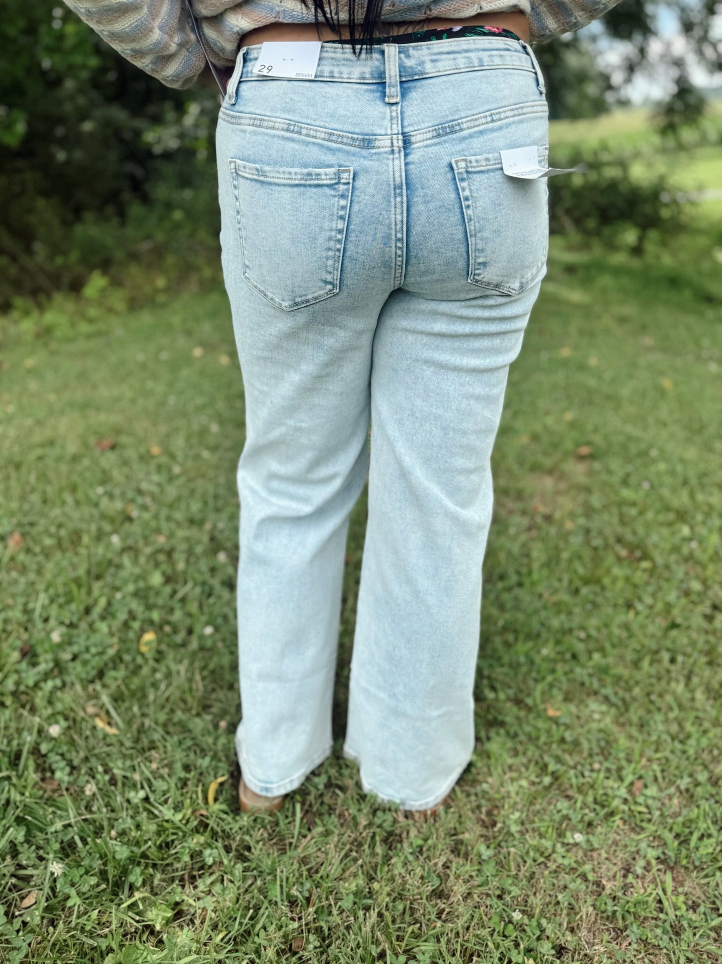 Lori Super Light Flare Jeans