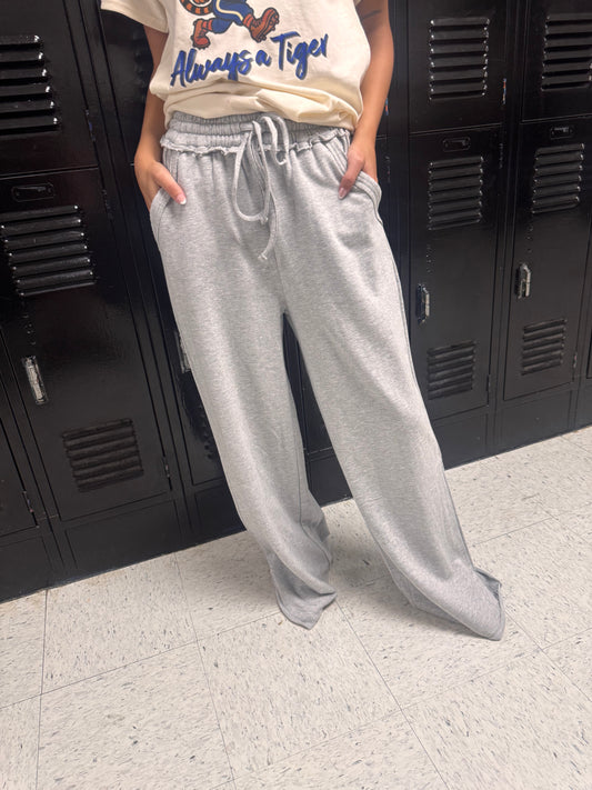 DOORBUSTER WIDE LEG SWEATPANTS - Heather Grey