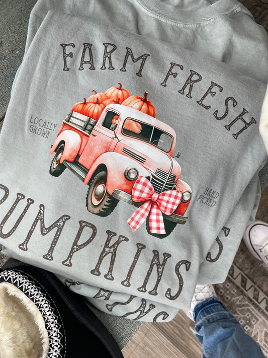 Farm Fresh Pumpkins Graphic Tee