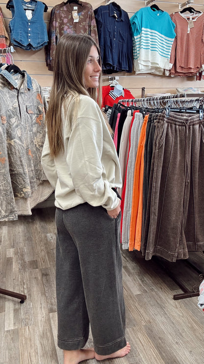 Laid Back Babe Barrel Pants - Black