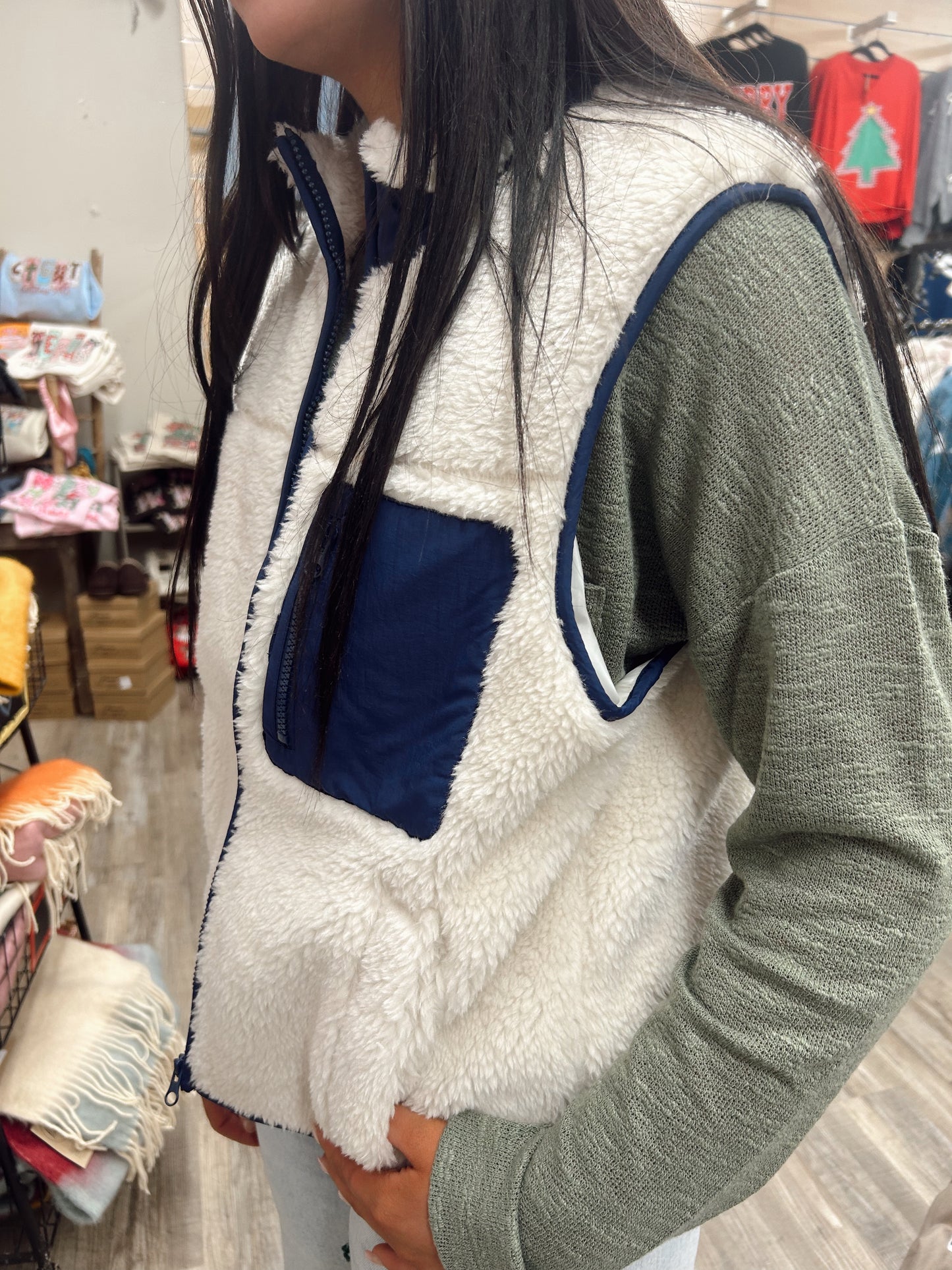 Old Roads Sherpa Vest - Navy