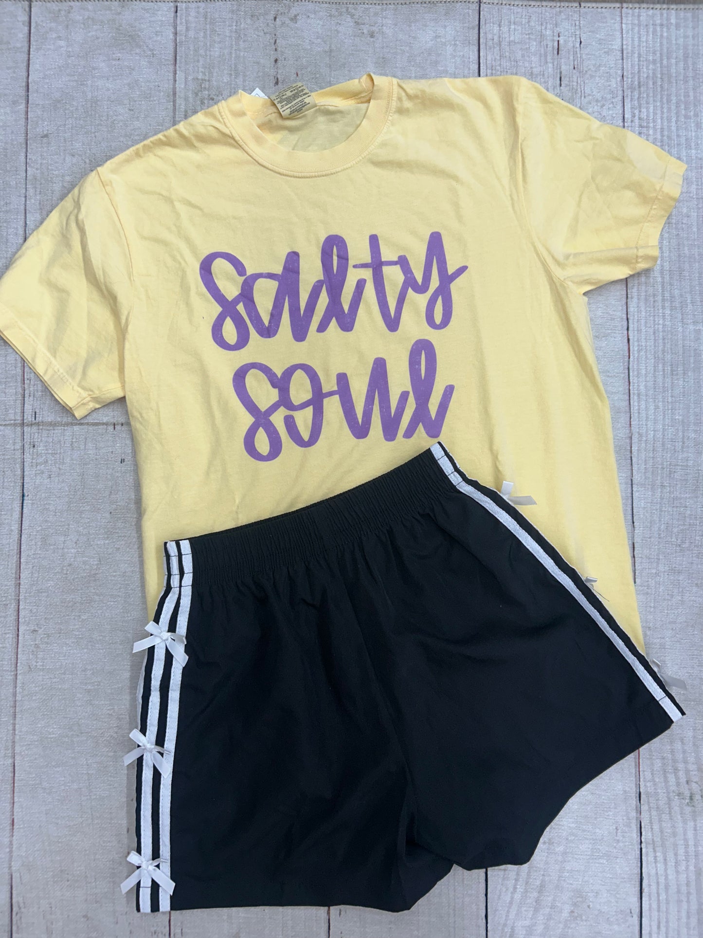 2 Cute Bow Shorts