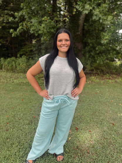 Gettin' Gone Sweater Top - Grey