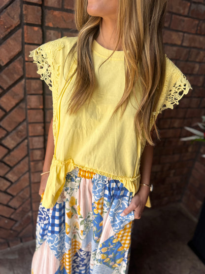 Turning Heads Top - Yellow