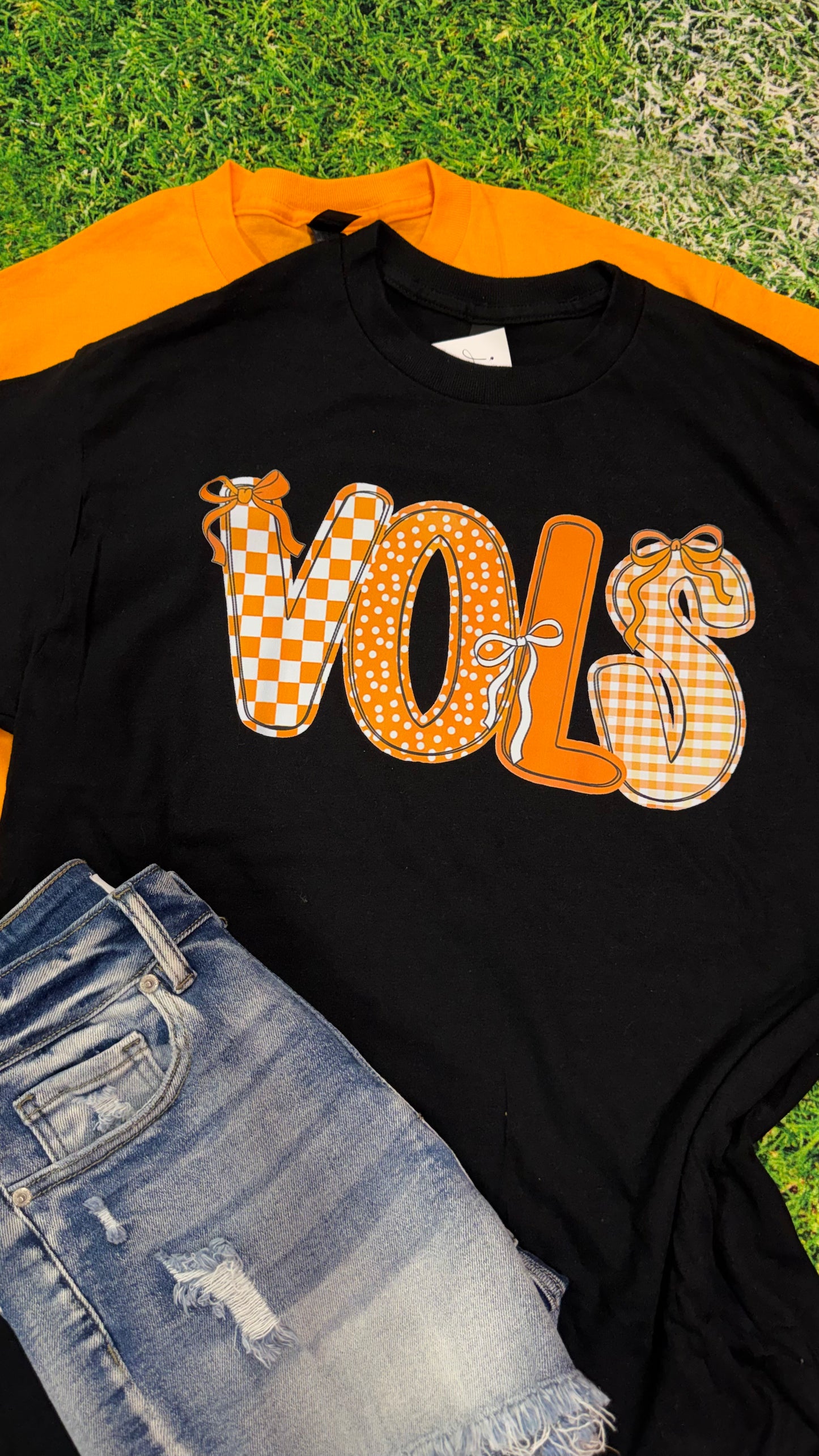 Bow V O L S Graphic Tee