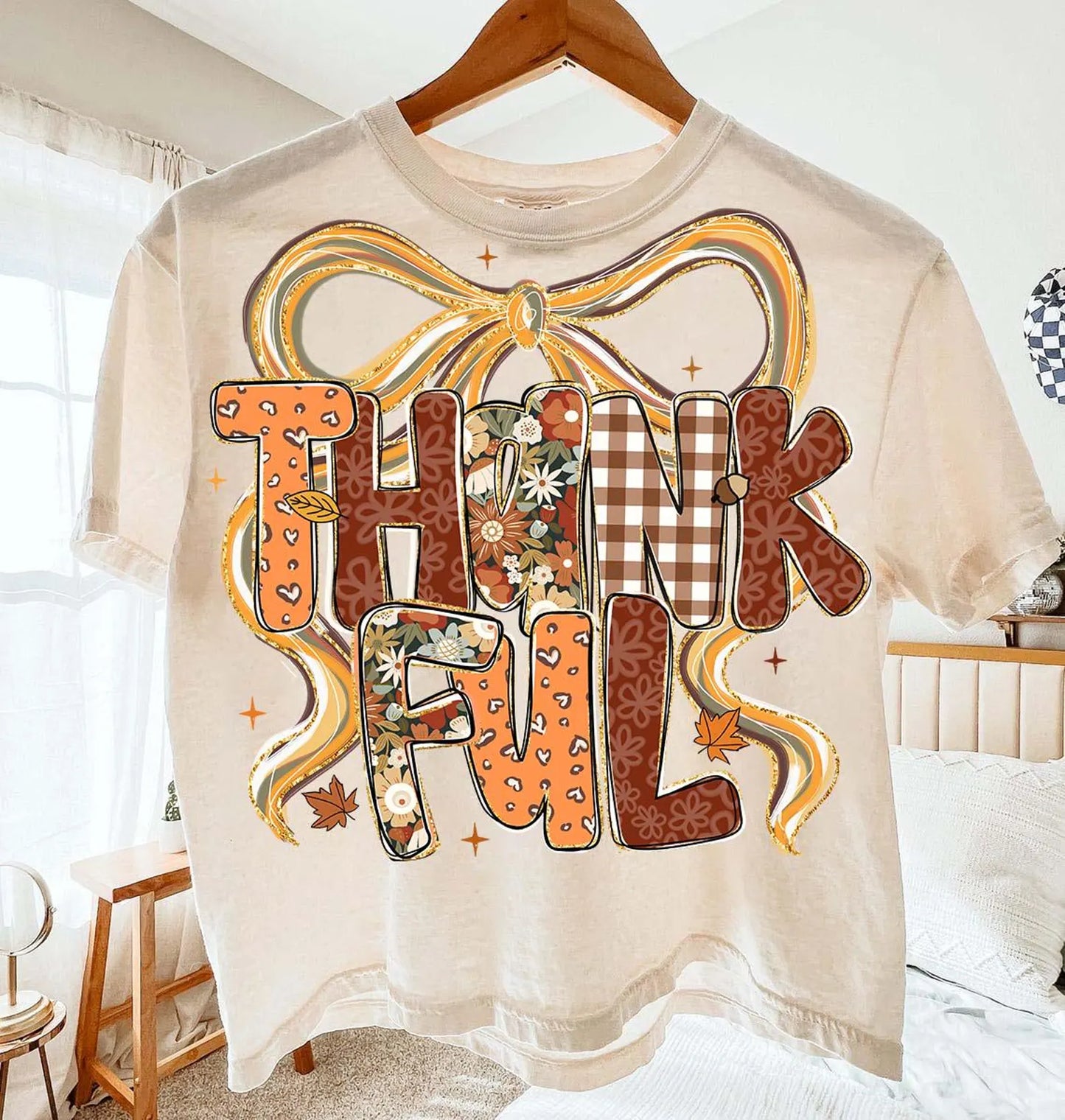 Thankful Bow Graphic Tee
