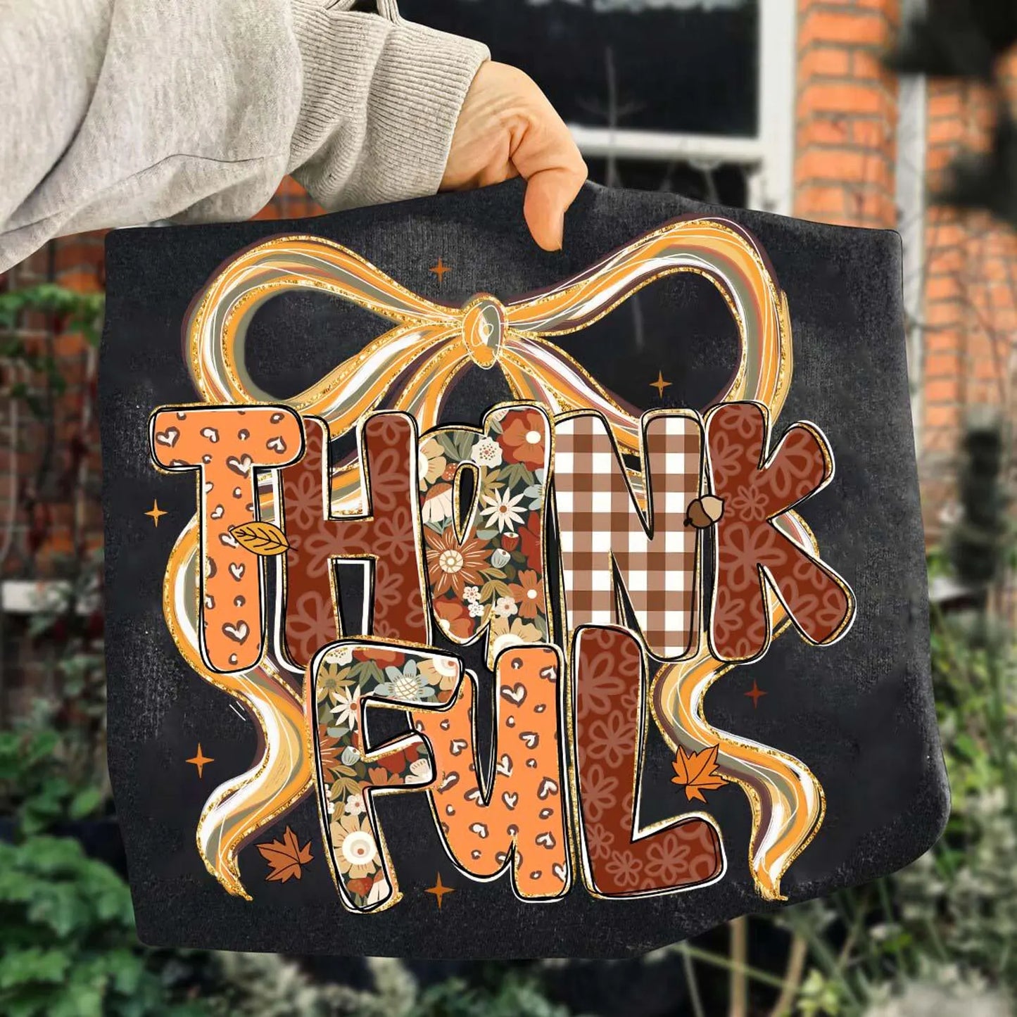 Thankful Bow Graphic Tee