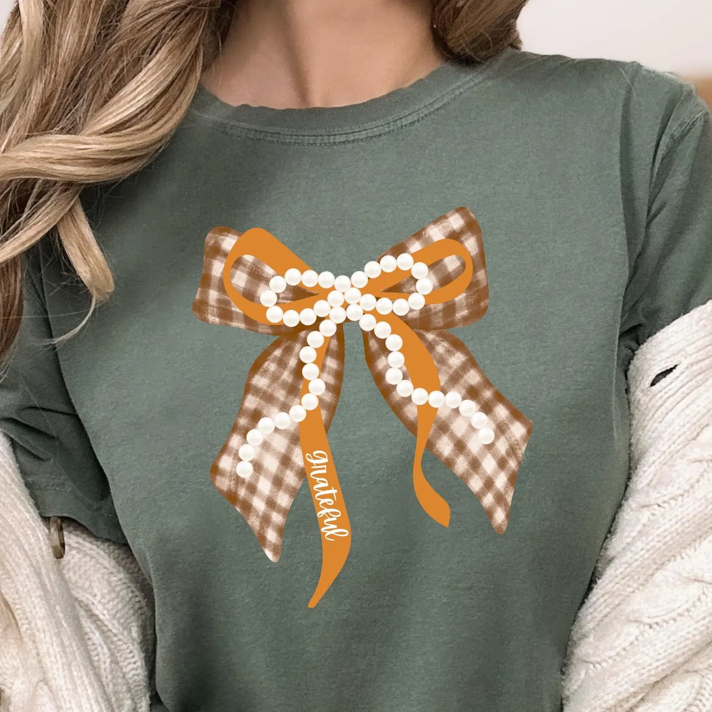 Grateful Bow Graphic Tee